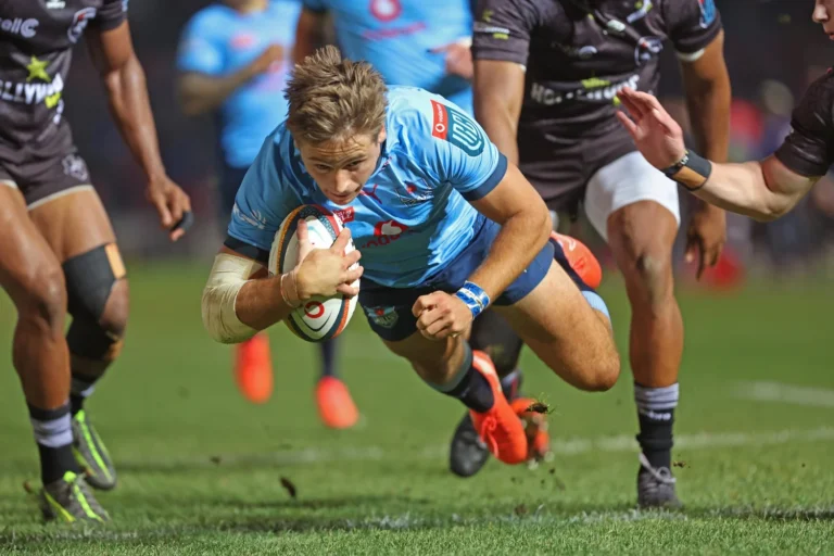 Bulls Stun the Sharks in Epic Semi-Final Showdown